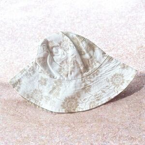 Summer & Rose Meridian Bucket Hat NWT